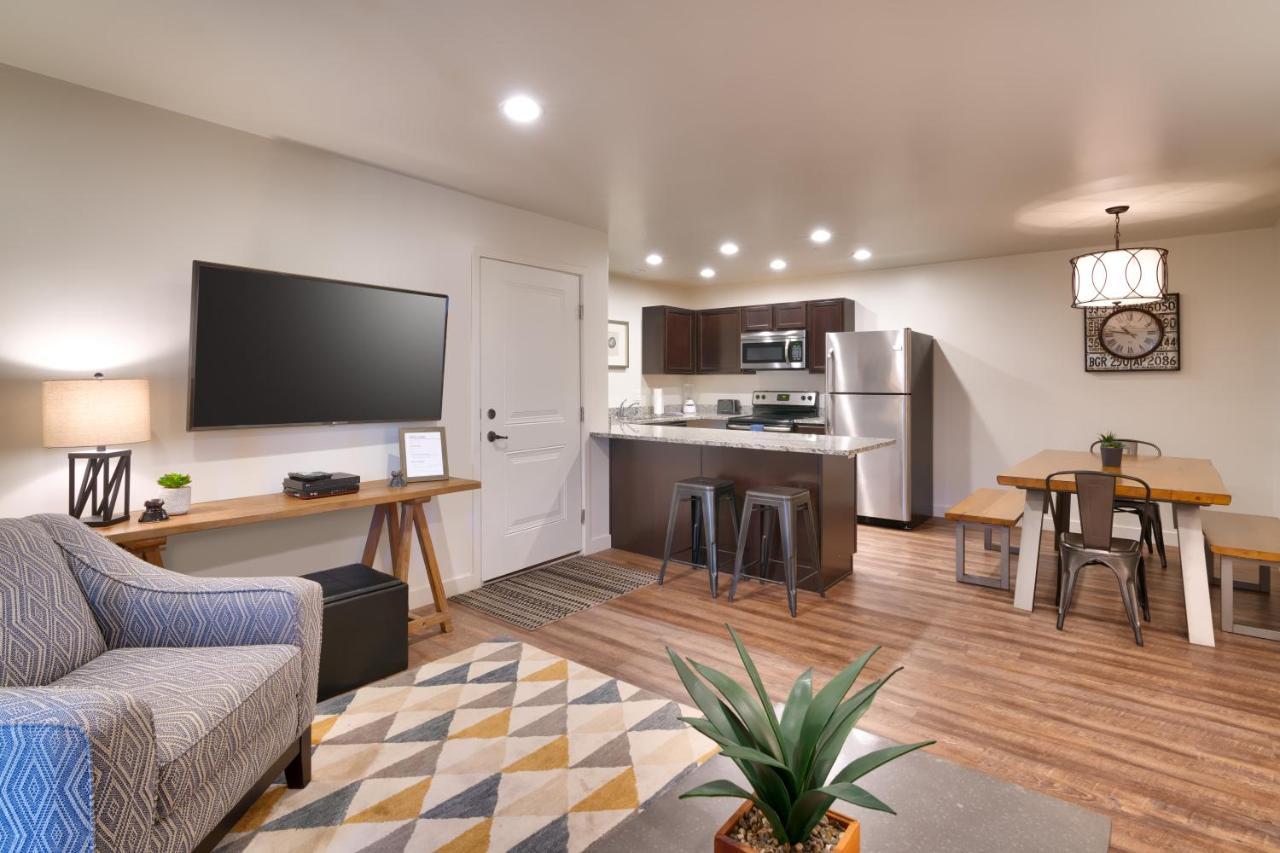 2G New Moab Redcliff Condo, Pool & Hot Tub エクステリア 写真